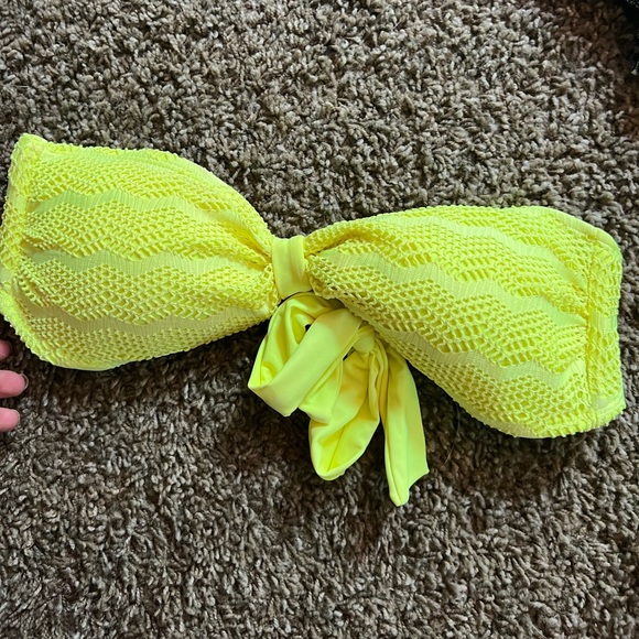 bikini top - Picture 1 of 2